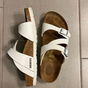 Women’s white Birkenstock sandals size 6